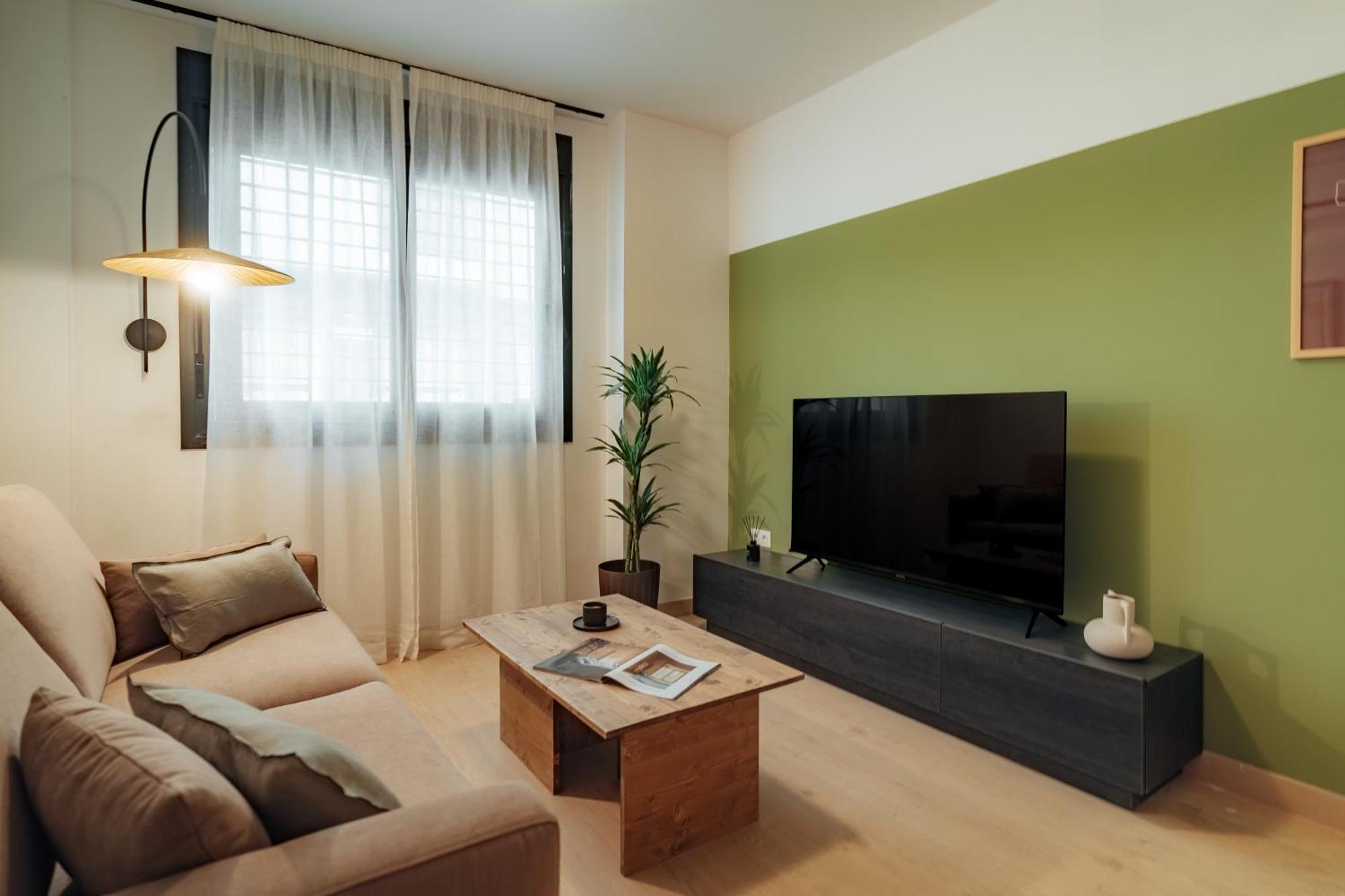Los Olivos Apartments By Olala Homes Séville Extérieur photo