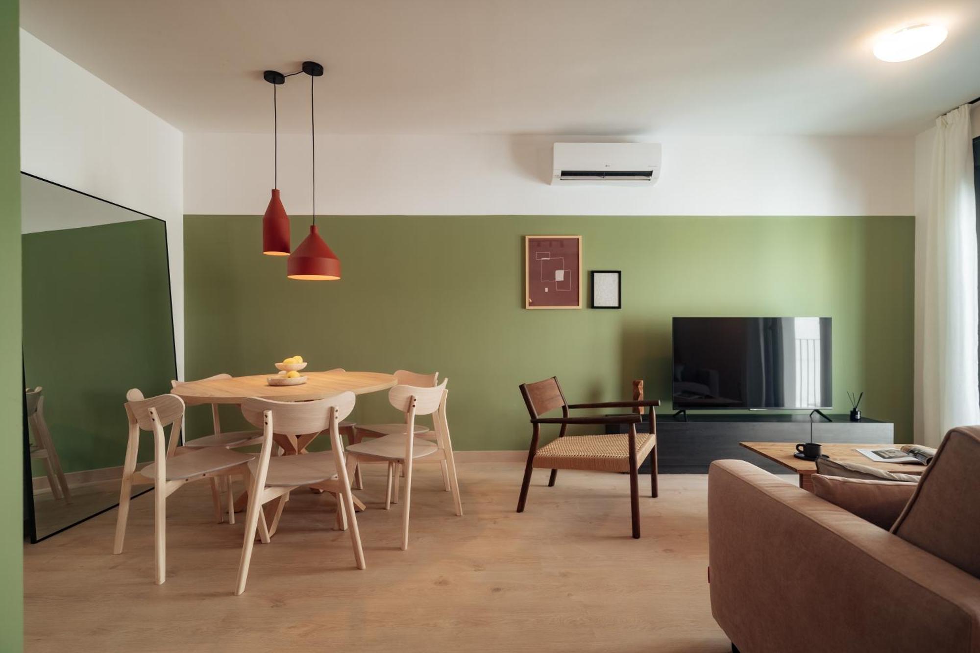 Los Olivos Apartments By Olala Homes Séville Extérieur photo